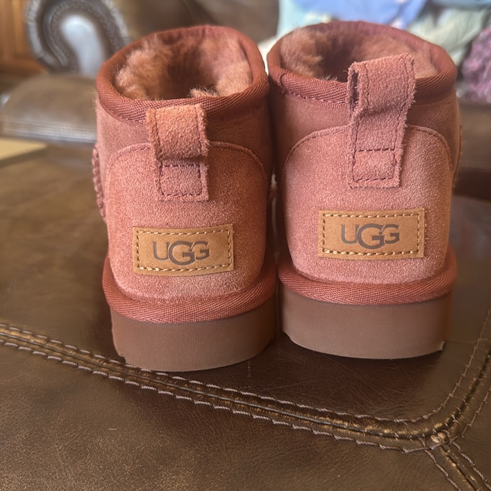 Rust Uggs - image 4